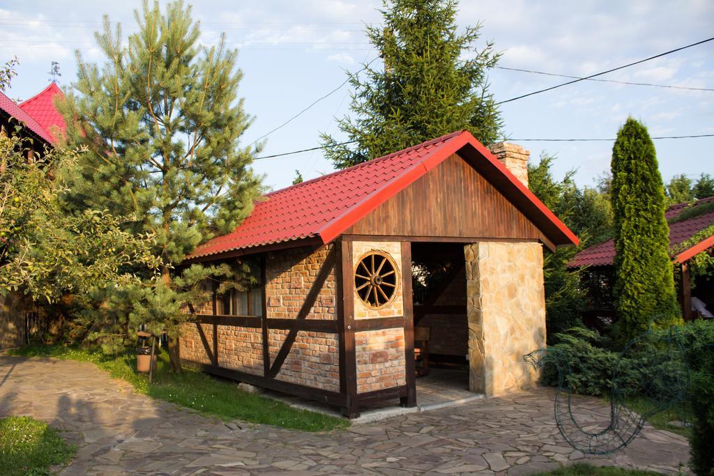 Галицька Корона Davidov Dış mekan fotoğraf